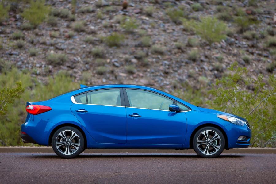  Kia Forte 2014 года  (фото 5 из 125)